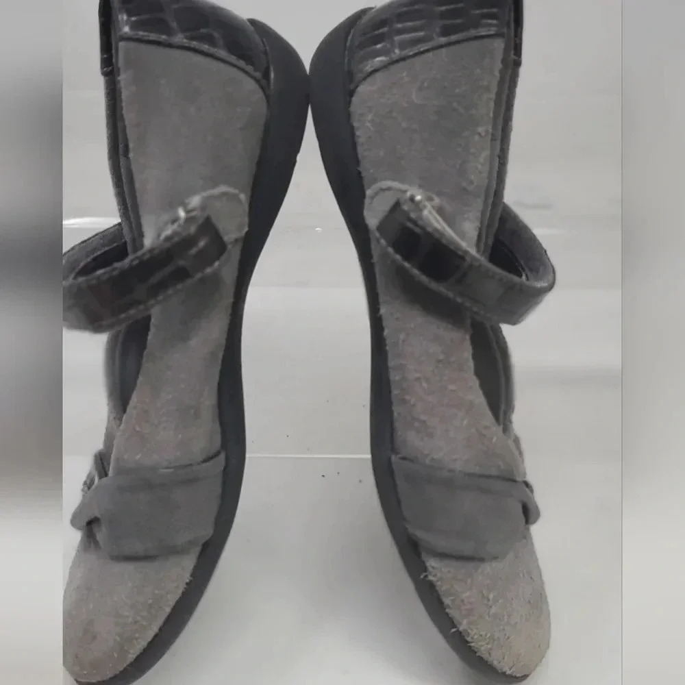 GIRLS BALLETO Leather Suede Light gray Maryjane Dress shoe Flexible Sole Comfort - Picture 8 of 13